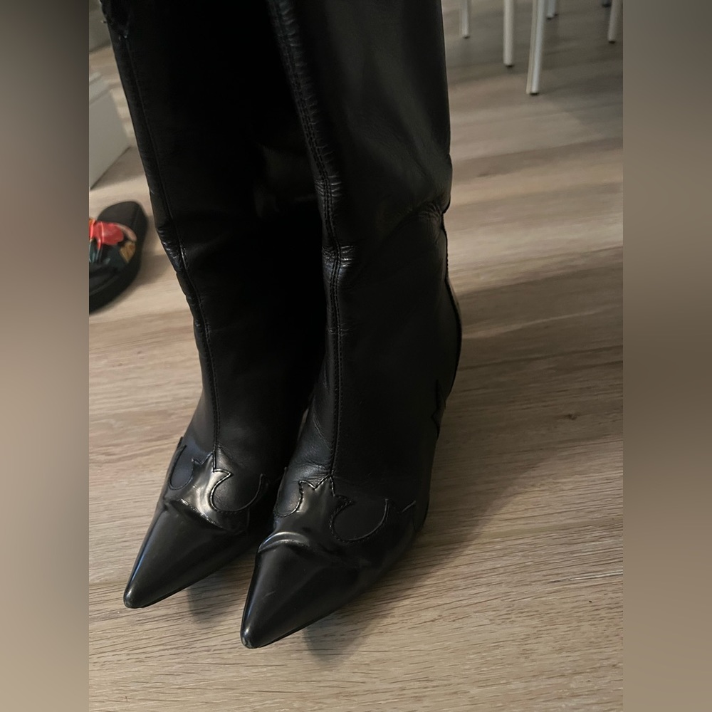 Mango Leather black boots in size 37